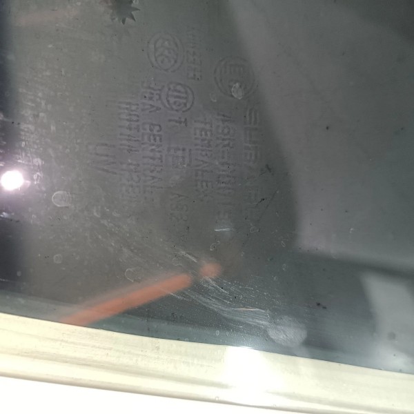 Vidro Porta Dianteira Direita Subaru Forester Sk 2019 2024