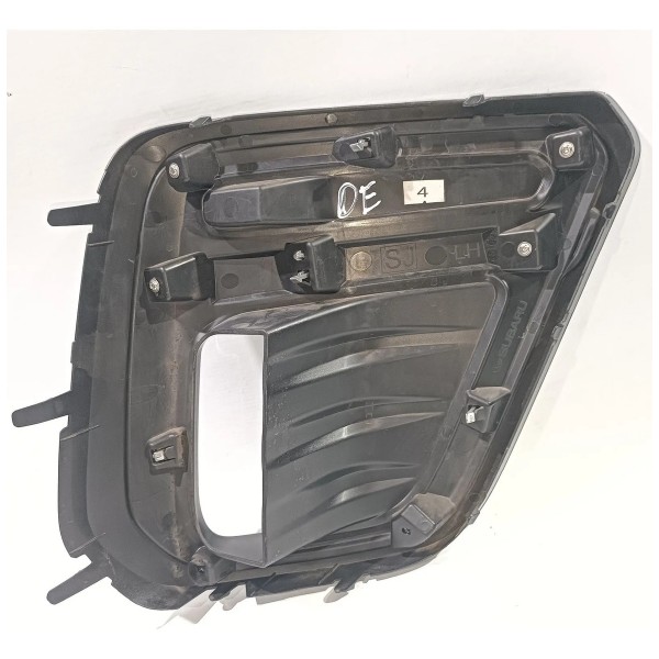 Moldura Farol De Milha Esquerdo Subaru Forester Sk 2019 2021