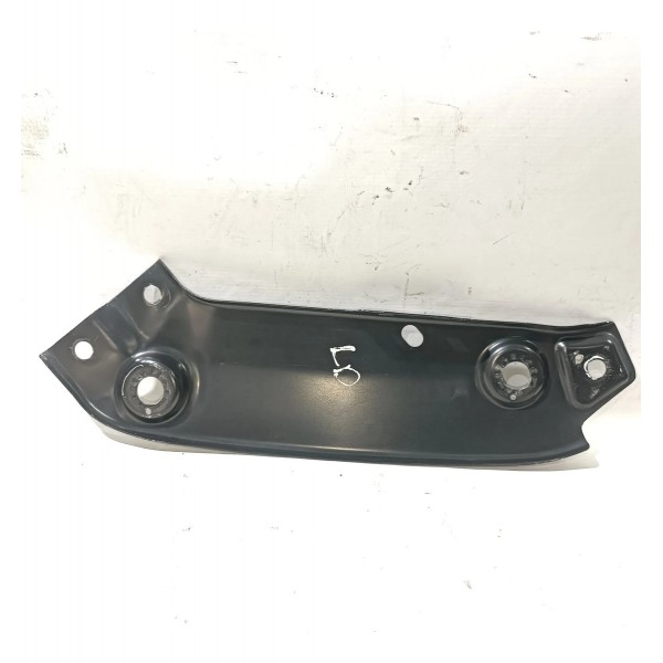 Guia Superior Farol Direito Vw Jetta 2012 2017 5c6805932