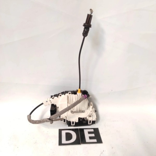 Trava Elétrica Dianteira Esquerda Mercedes C180 Cgi 2014