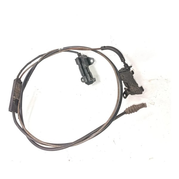 Par Trava Capo Mercedes C180 C200 W204 2007 2014