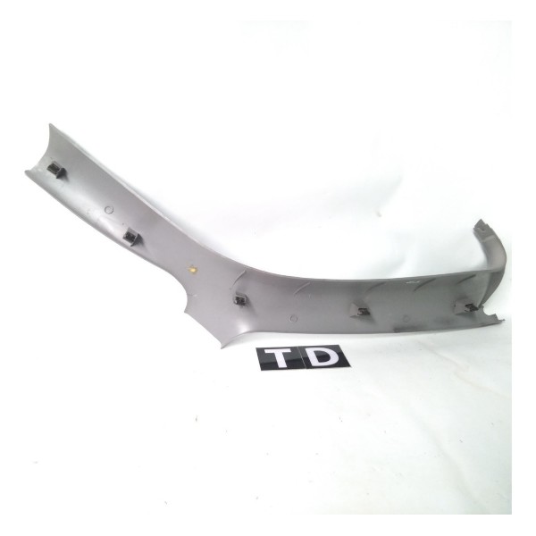 Acabamento Coluna C Traseiro Direito Subaru Impreza Gf 93/99