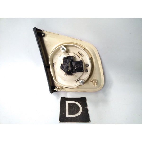 Lanterna Tampa Traseira Direita Vw Jetta 2007-2010
