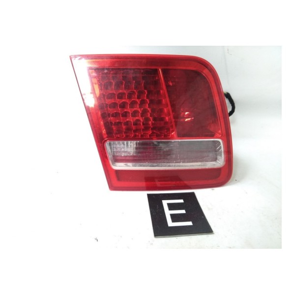 Lanterna Tampa Traseira Esquerda Audi A8 2003 - 2009