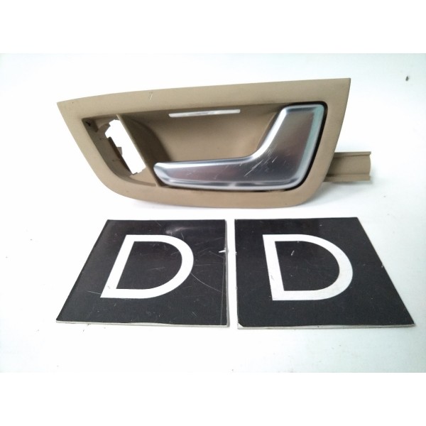 Maçaneta Interna Dianteira Direita Audi A8 2003 - 2009